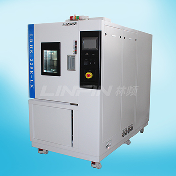 <b>教你區(qū)別快速溫變?cè)囼?yàn)箱的分類？</b>